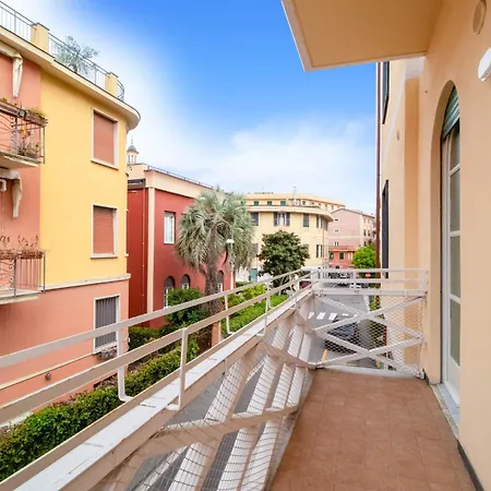 Michelle By Portofinohomes شقة *